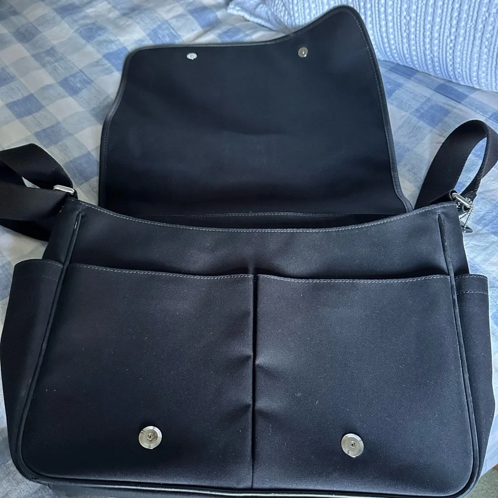 ✨ Coach Messenger Bag | Classic Black | Crossbody Work Bag ✨